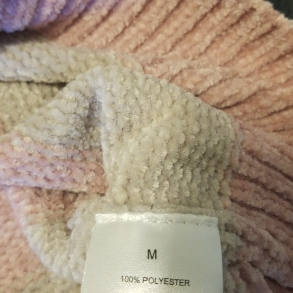 NWT Romeo + Juliet Couture Cropped Chenille Sweater - Picture 8 of 8